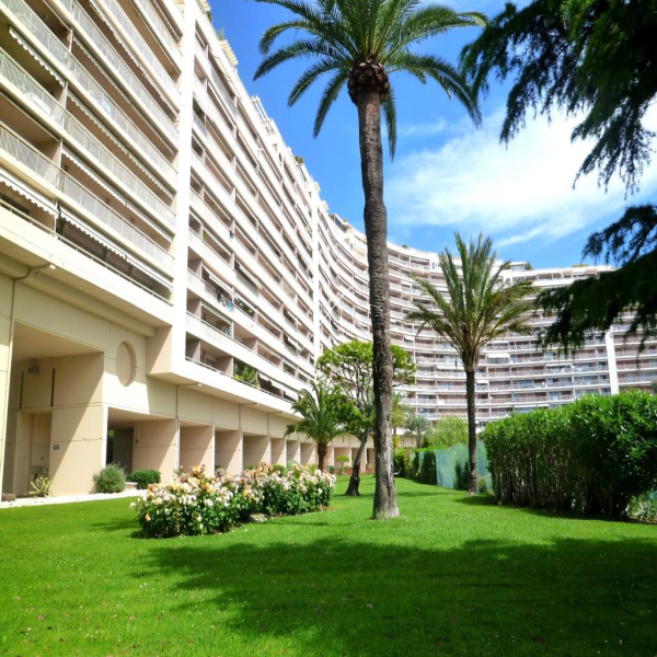 Offres de location Appartement Mandelieu-la-Napoule 06210